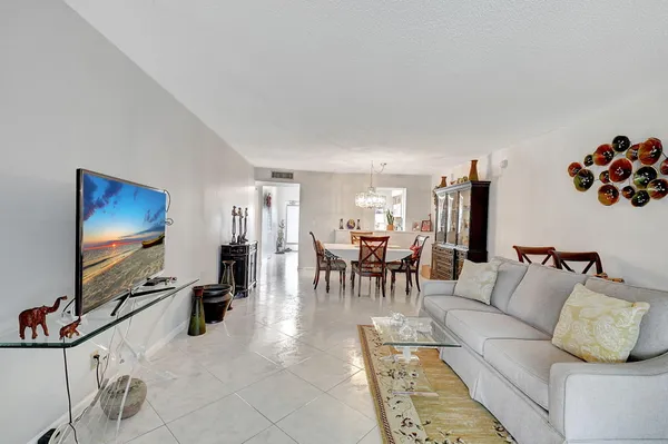 Property Slideshow image 3 of 39 | 14773 cumberland dr 102 d, Delray Beach, FL, 33446