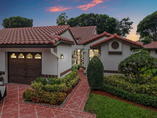 Property Slideshow image 3 of 32 | 6353 royal manor cir, Delray Beach, FL, 33484