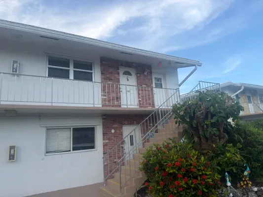 Property Slideshow image 2 of 14 | 401 s golf blvd 270, Pompano Beach, FL, 33064