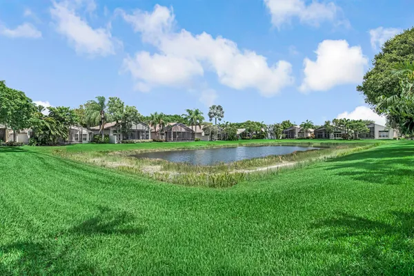 Property Slideshow image 3 of 66 | 7718 ocean sunset dr, Lake Worth, FL, 33467