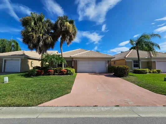 Property Slideshow image 3 of 31 | 12827 hampton lakes cir, Boynton Beach, FL, 33436