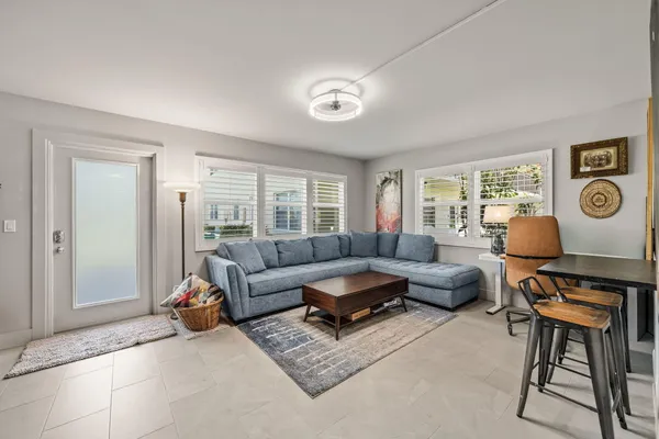 Property Slideshow image 3 of 33 | 135 andover f f, West Palm Beach, FL, 33417