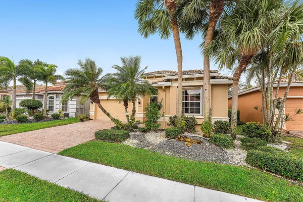 Property Slideshow image 3 of 45 | 8688 via avellino, Lake Worth, FL, 33467