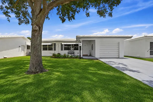 Property Slideshow image 3 of 41 | 8960 nw 12th pl, Plantation, FL, 33322