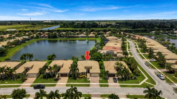 Property Slideshow image 2 of 62 | 10469 whitewind cir, Boynton Beach, FL, 33473