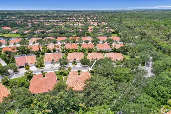 Property Slideshow image 3 of 78 | 7079 gila ln, West Palm Beach, FL, 33411