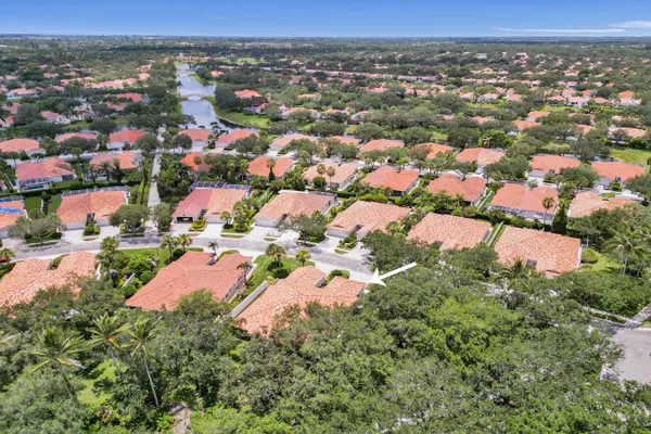 Property Slideshow image 2 of 78 | 7079 gila ln, West Palm Beach, FL, 33411
