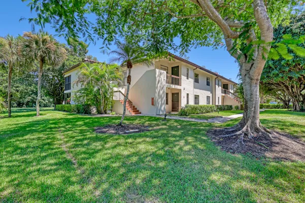 Property Slideshow image 2 of 31 | 21662 arriba real 44-d, Boca Raton, FL, 33433