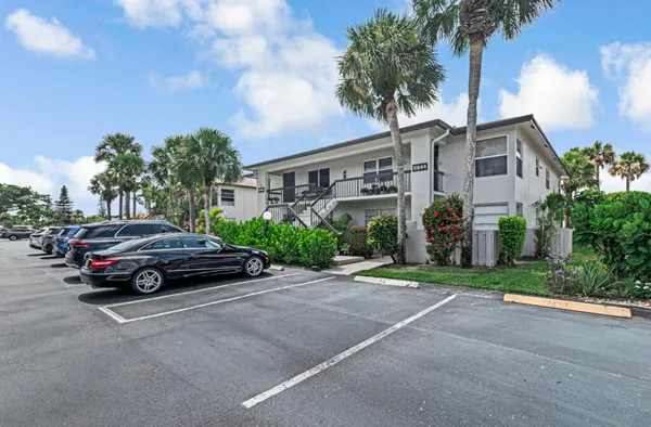 Property Slideshow image 3 of 53 | 5844 areca palm ct c, Delray Beach, FL, 33484