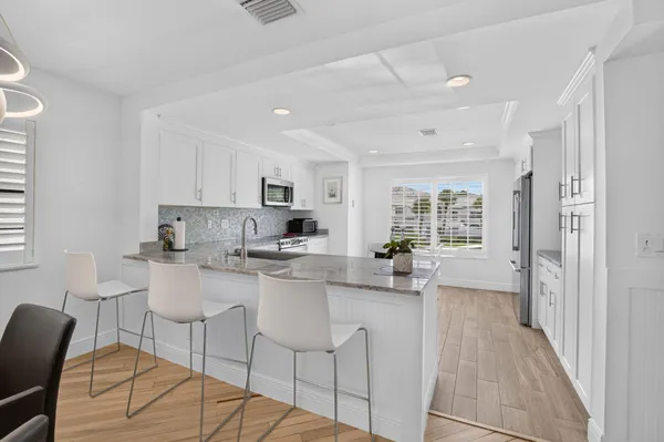 Property Slideshow image 2 of 109 | 15766 loch maree ln 3906, Delray Beach, FL, 33446