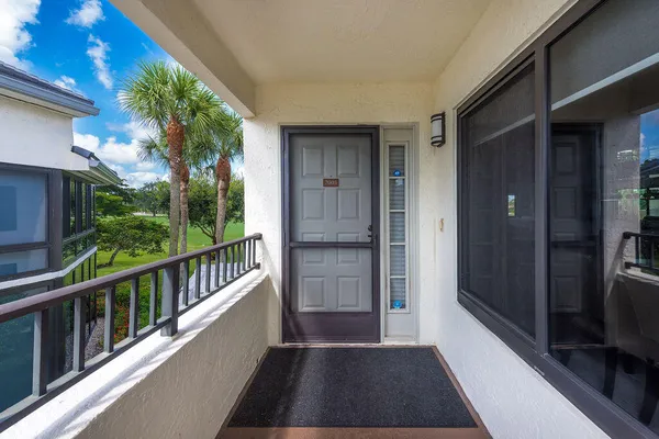 Property Slideshow image 2 of 26 | 15941 loch katrine trl 7003, Delray Beach, FL, 33446