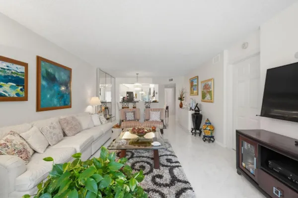 Property Slideshow image 2 of 83 | 7440 trent dr 209, Tamarac, FL, 33321