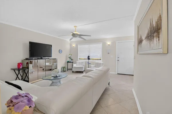 Property Slideshow image 3 of 30 | 352 piedmont h h, Delray Beach, FL, 33484