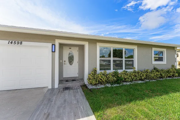 Property Slideshow image 2 of 26 | 14598 sunny waters ln, Delray Beach, FL, 33484