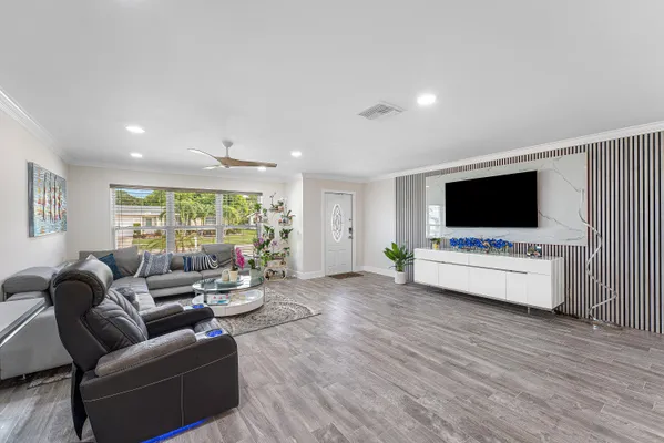 Property Slideshow image 3 of 26 | 14598 sunny waters ln, Delray Beach, FL, 33484