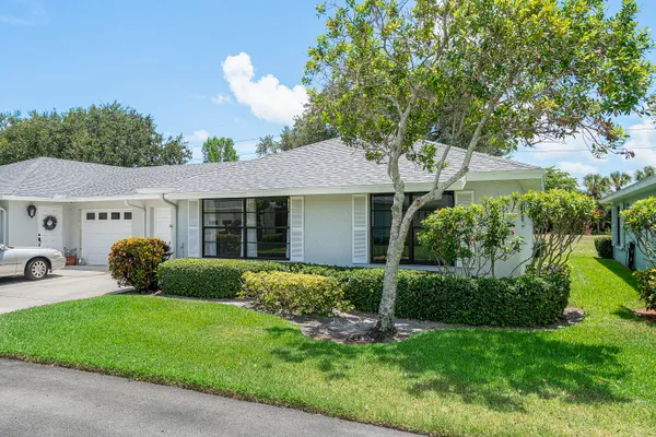 Property Slideshow image 3 of 30 | 9945 papaya tree trl b, Boynton Beach, FL, 33436