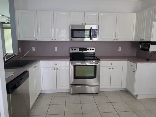 Property Slideshow image 2 of 14 | 7953 laina ln 1, Boynton Beach, FL, 33437