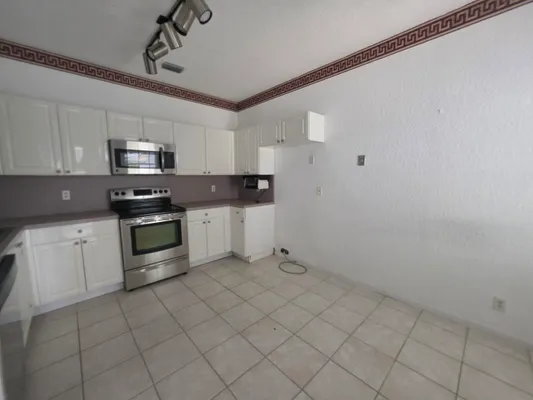 Property Slideshow image 3 of 14 | 7953 laina ln 1, Boynton Beach, FL, 33437
