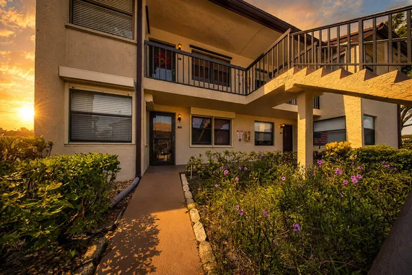 Property Slideshow image 2 of 31 | 7650 tahiti ln 105, Lake Worth, FL, 33467