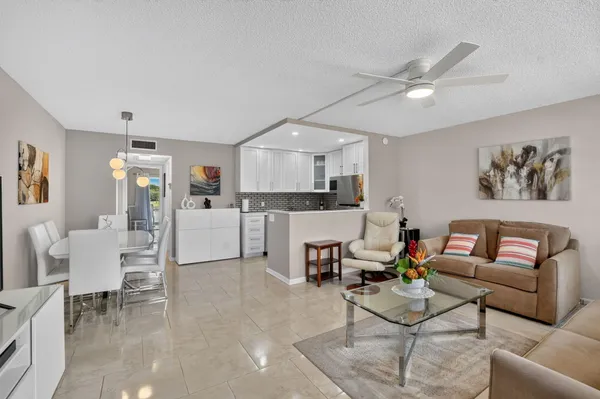 Property Slideshow image 2 of 95 | 2080 harwood f 2080, Deerfield Beach, FL, 33442