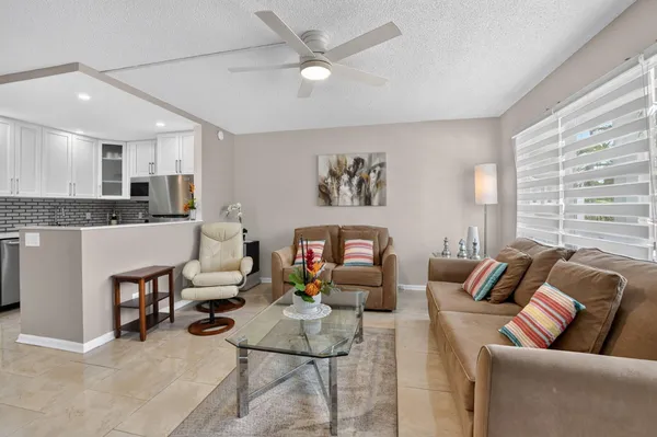 Property Slideshow image 3 of 95 | 2080 harwood f 2080, Deerfield Beach, FL, 33442