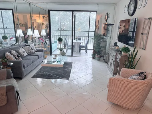 Property Slideshow image 2 of 15 | 6241 pointe regal cir 404, Delray Beach, FL, 33484
