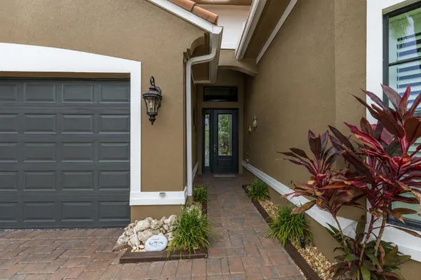 Property Slideshow image 3 of 68 | 11825 kalmar cir, Parkland, FL, 33076
