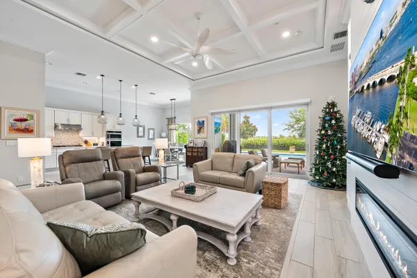 Property Slideshow image 3 of 39 | 9930 timber creek way, Palm Beach Gardens, FL, 33412