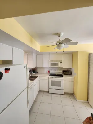 Property Slideshow image 2 of 11 | 14671 bonaire blvd 709, Delray Beach, FL, 33446