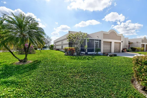 Property Slideshow image 3 of 41 | 9244 flynn #4 cir, Boca Raton, FL, 33496