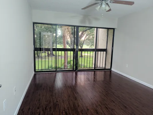 Property Slideshow image 3 of 20 | 9460 meadowood dr 203, Fort Pierce, FL, 34951