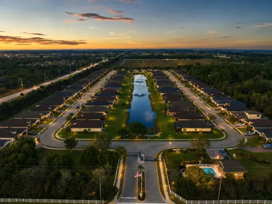 Property Slideshow image 2 of 25 | 1653 willows sq, Vero Beach, FL, 32966