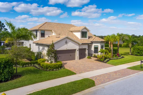 Property Slideshow image 3 of 43 | 4952 sw sensation st, Palm City, FL, 34990