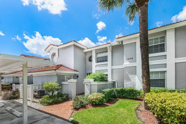Property Slideshow image 3 of 54 | 7408 lake meadow way 101, Boynton Beach, FL, 33437