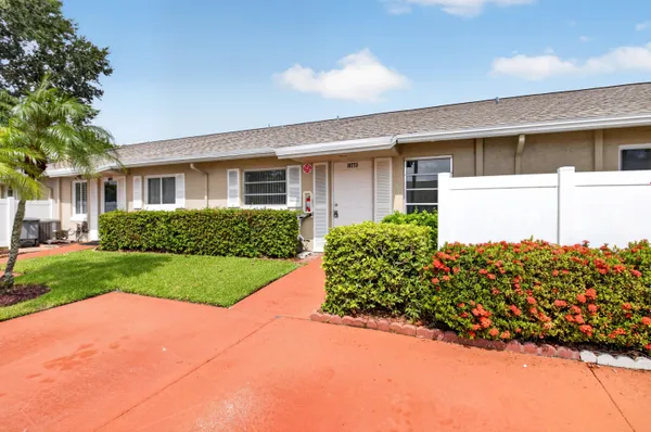 Property Slideshow image 2 of 36 | 18773 argosy dr, Boca Raton, FL, 33496