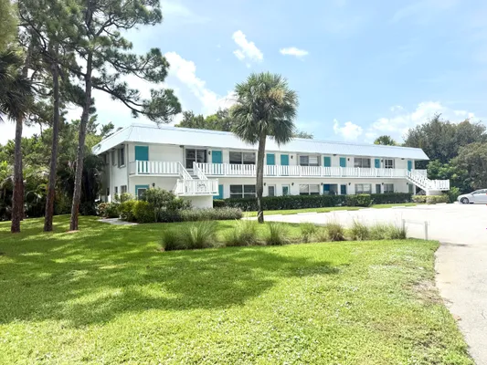 Property Slideshow image 3 of 14 | 2929 se ocean blvd 109 - 5, Stuart, FL, 34996