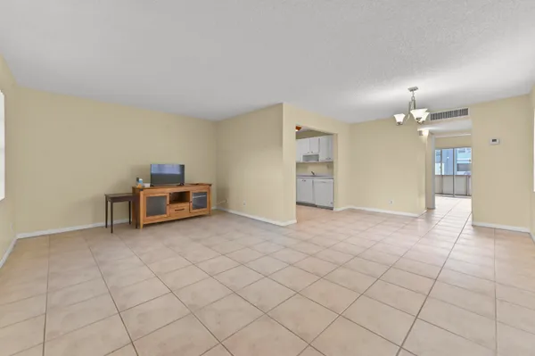 Property Slideshow image 3 of 32 | 887 normandy, Delray Beach, FL, 33484