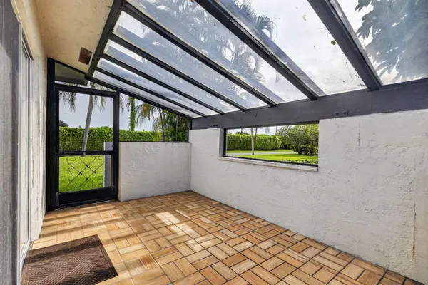 Property Slideshow image 2 of 47 | 5705 queen palm ct d, Delray Beach, FL, 33484