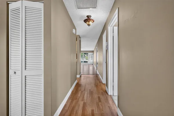 Property Slideshow image 3 of 47 | 5705 queen palm ct d, Delray Beach, FL, 33484