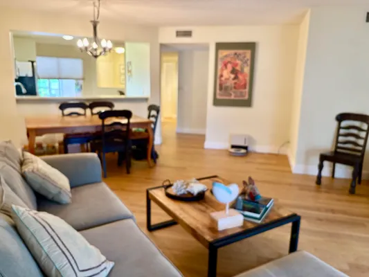 Property Slideshow image 3 of 21 | 7237 s devon dr 110, Tamarac, FL, 33321