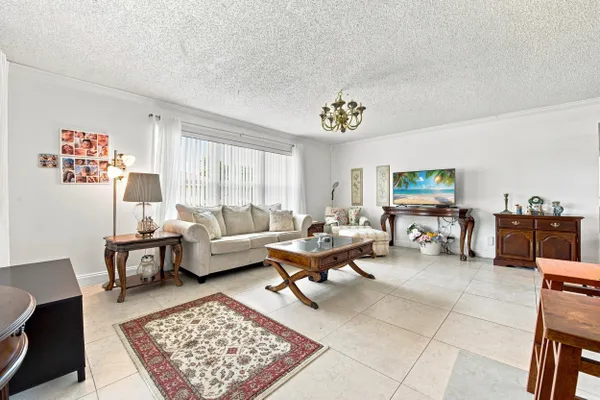 Property Slideshow image 2 of 28 | 4830 nw 4th st a, Delray Beach, FL, 33445