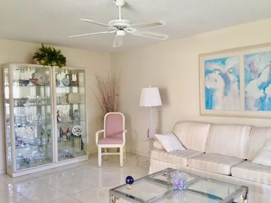 Property Slideshow image 3 of 28 | 571 fanshaw, Boca Raton, FL, 33434