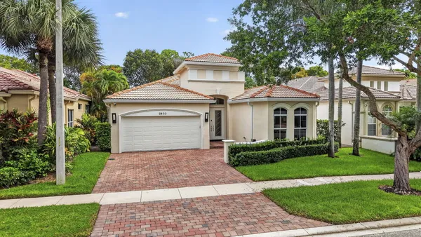 Property Slideshow image 3 of 68 | 9469 via elegante, Wellington, FL, 33411