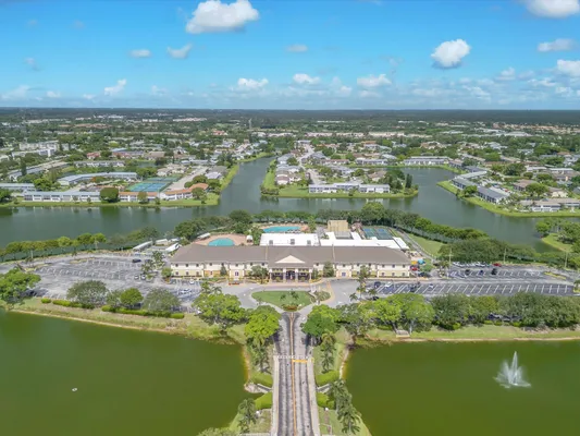 Property Slideshow image 3 of 30 | 43 berkshire b b, West Palm Beach, FL, 33417