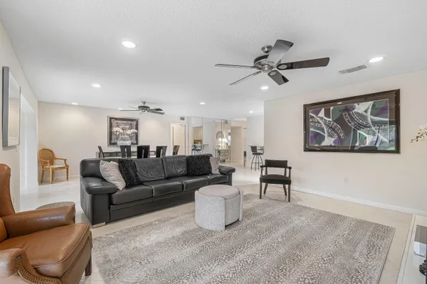 Property Slideshow image 3 of 59 | 33 southport ln a, Boynton Beach, FL, 33436
