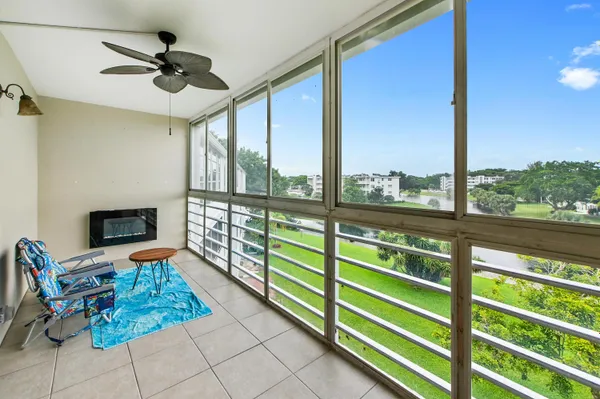 Property Slideshow image 2 of 28 | 4087 newport, Deerfield Beach, FL, 33442