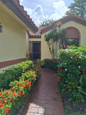 Property Slideshow image 2 of 44 | 10032 andrea ln, Boynton Beach, FL, 33437