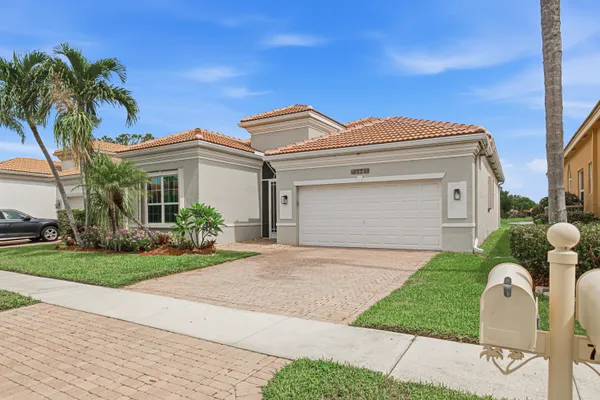 Property Slideshow image 2 of 58 | 7272 demedici cir, Delray Beach, FL, 33446