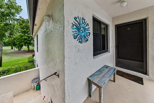 Property Slideshow image 3 of 32 | 7956 eastlake dr 16b, Boca Raton, FL, 33433