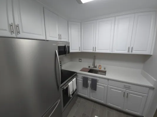 Property Slideshow image 2 of 40 | 208 kent m m, West Palm Beach, FL, 33417